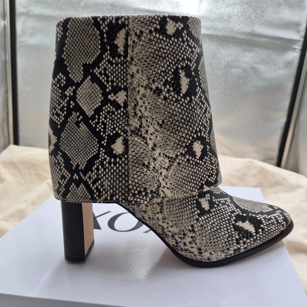 NEW XOXO Women's Annie Ankle Heeled snakeskin pattern Boot SIZE 8